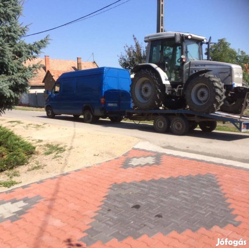 Nagygép szállító treller