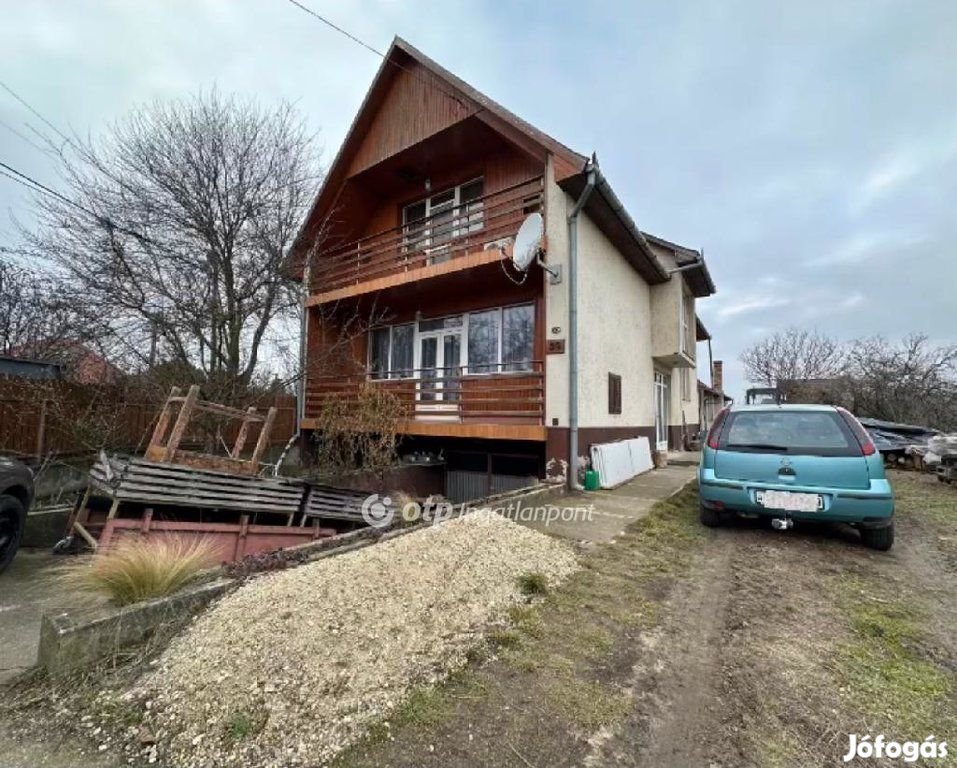 Nagykállói 116 nm-es ház eladó