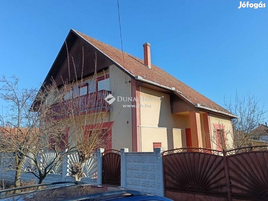 Nagykátai eladó 153 nm-es ház