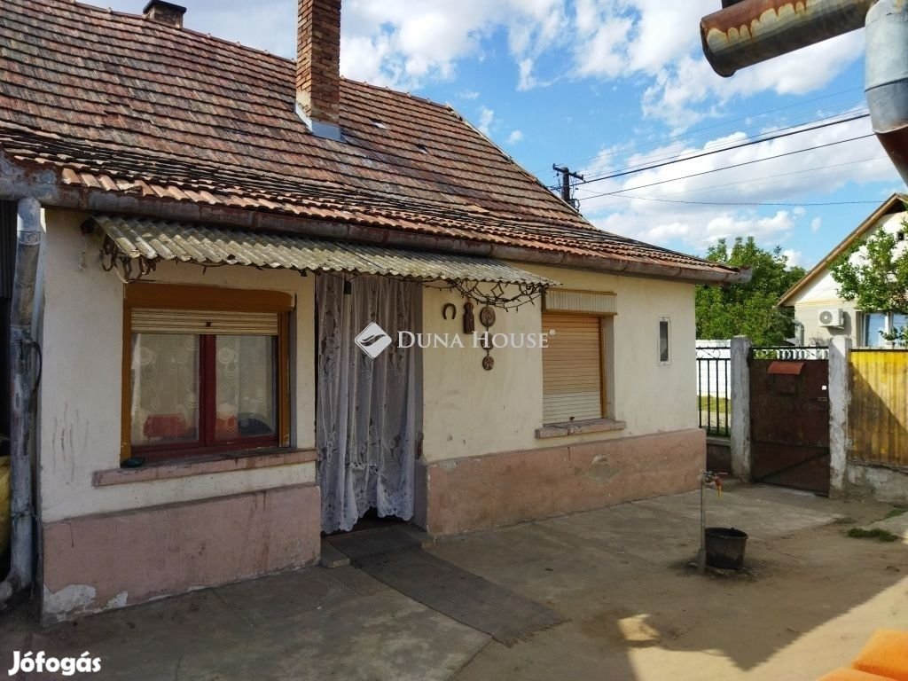 Nagykátai eladó 39 nm-es ház