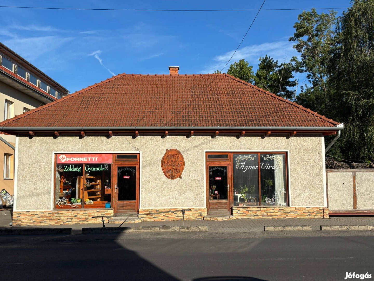 Nagykátán kiváló üzleti ingatlan eladó