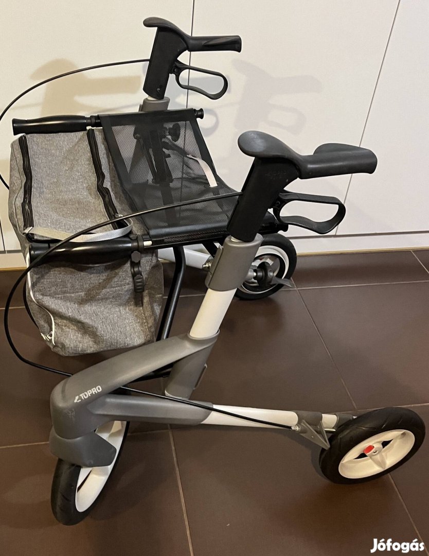 Nagykerekű rollátor