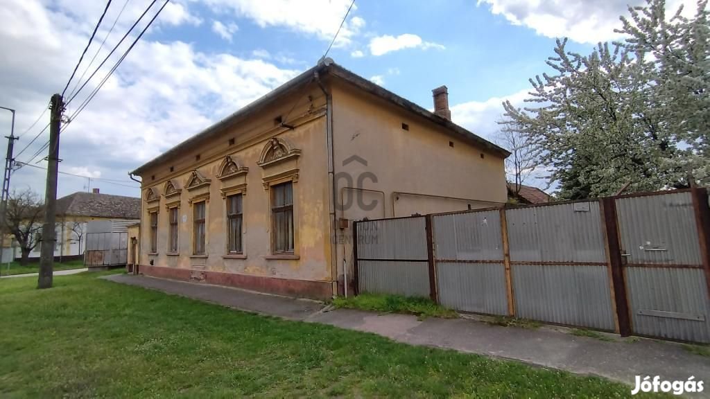 Nagykőrösi 130 nm-es ház eladó