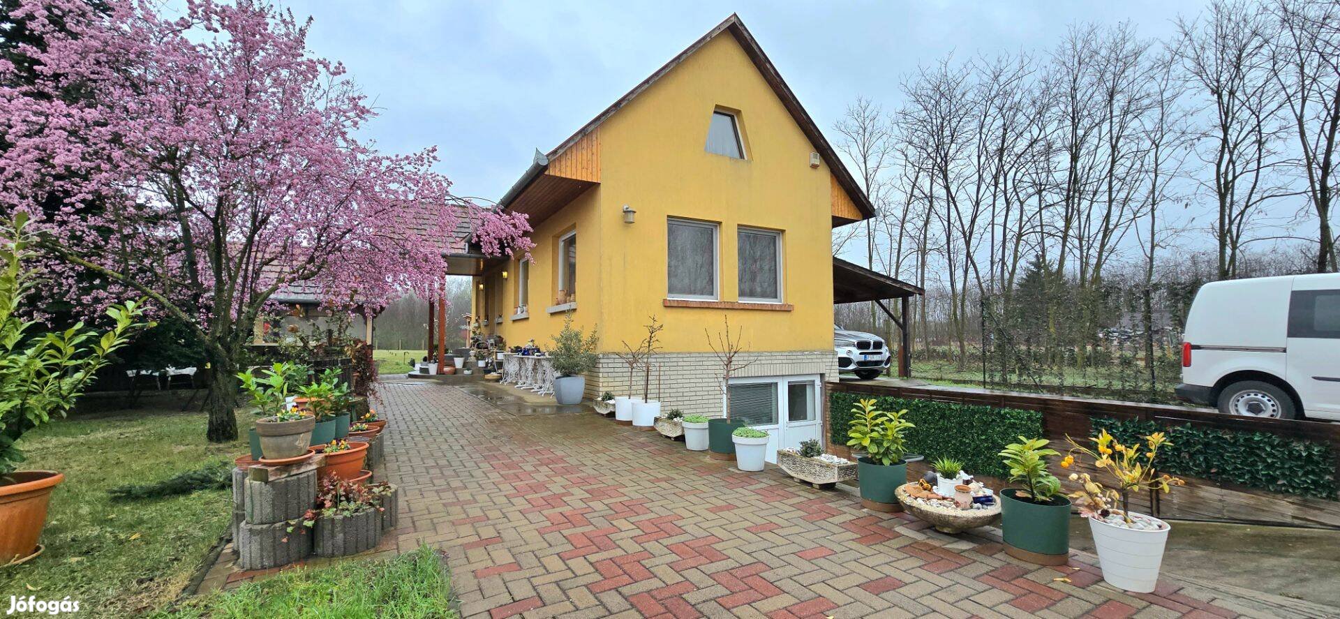 Nagykőrösön egy különleges 118 nm-es családi ház Eladó!