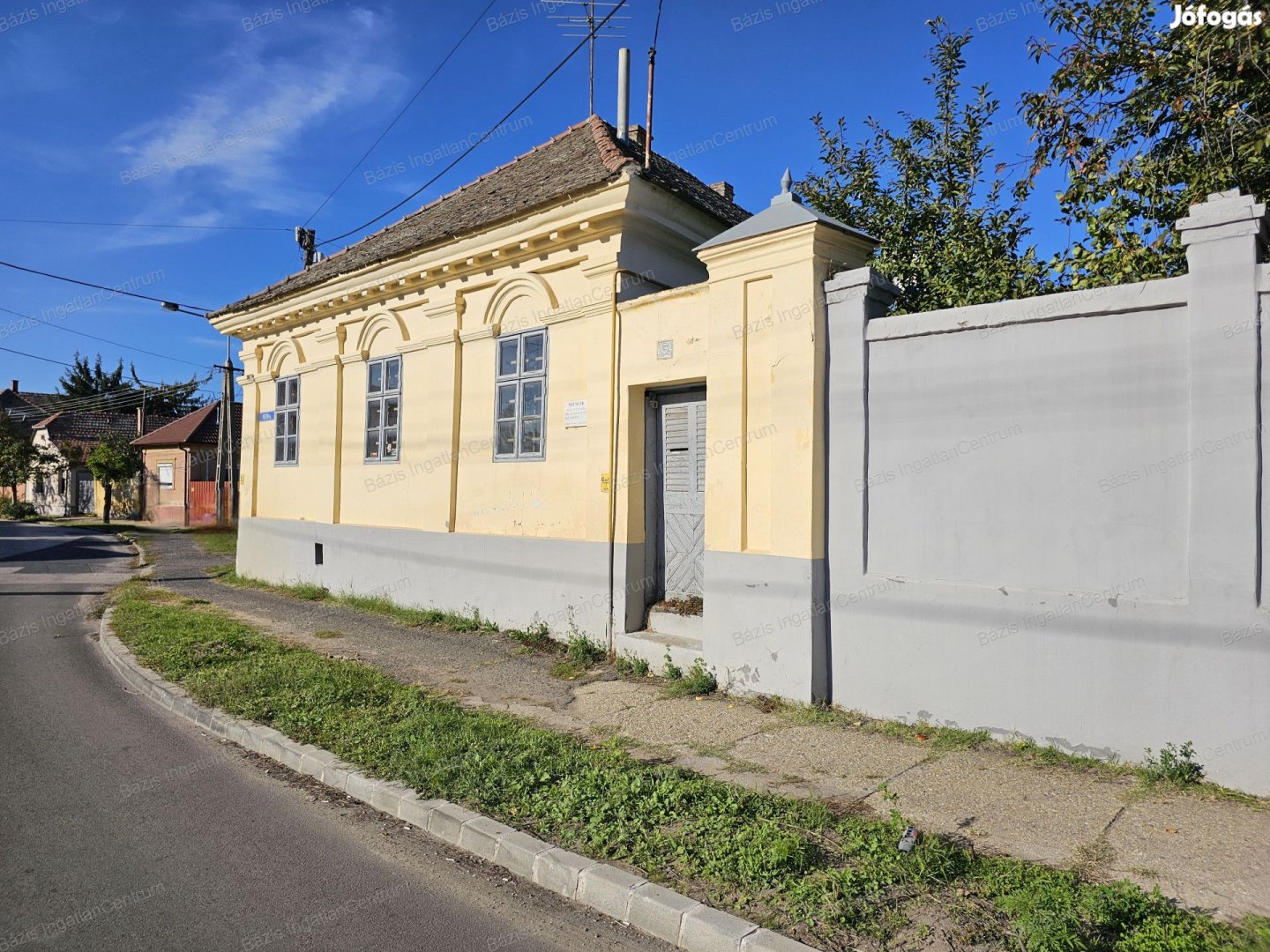 Nagykőrösön polgári típusú családi ház eladó