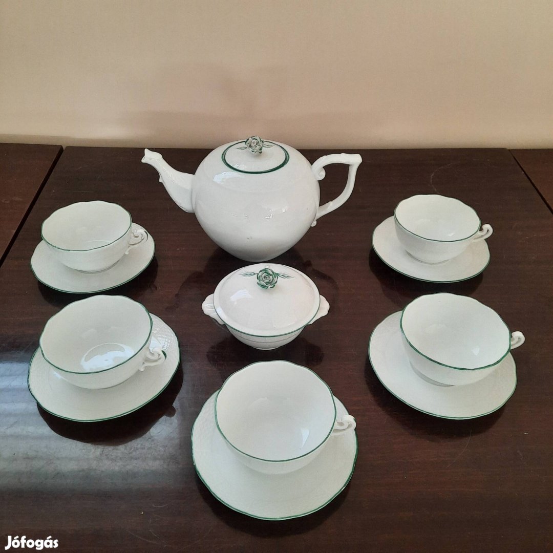 Nagyméretű 5 személyes Fehér Herendi teás készlet,
