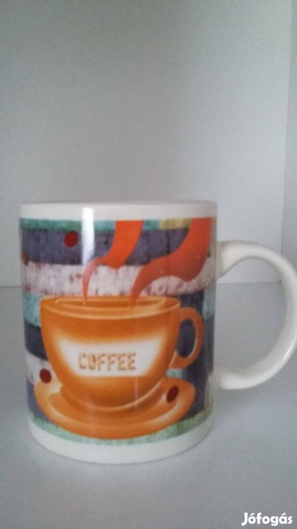 Nagyméretű, porcelán kávés bögre