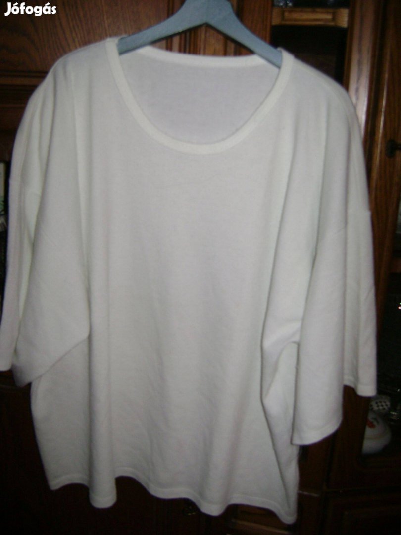 Nagyméretű női fehér póló, blúz 3XL