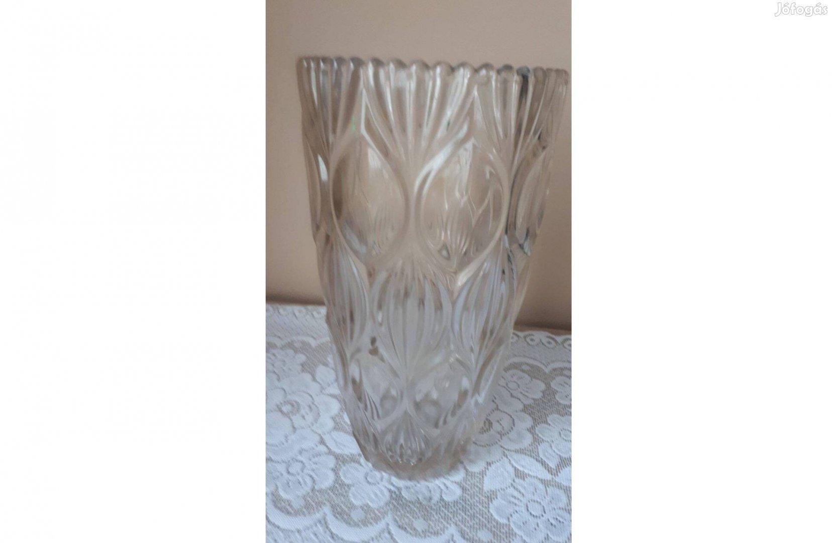 Nagyméretű öntött üveg váza