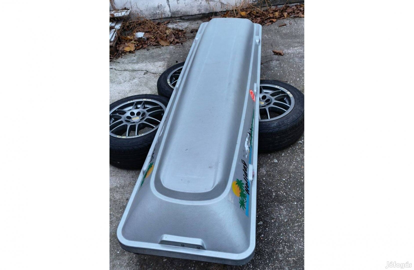 Nagyméretű tetőbox