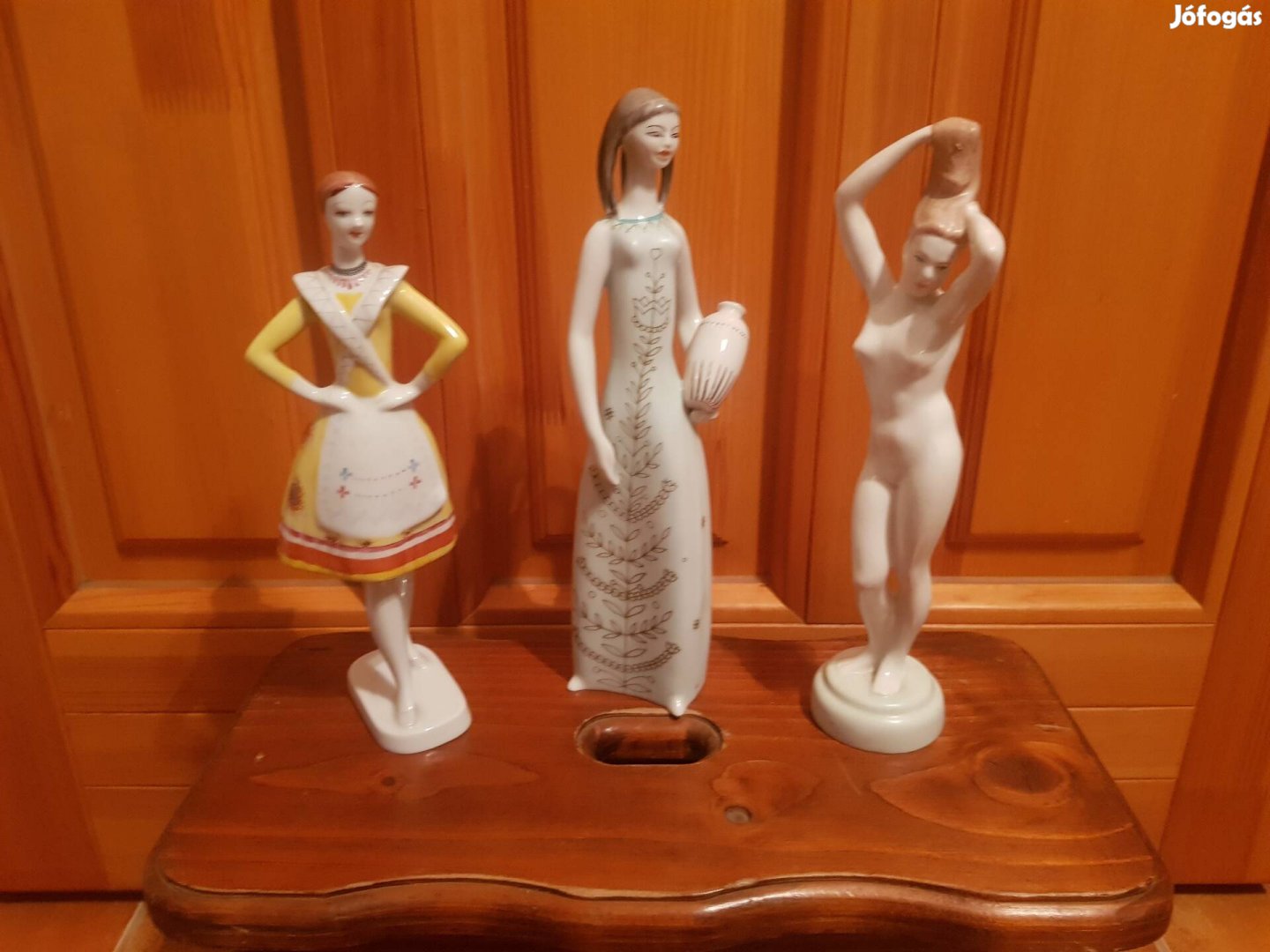 Nagyobb méretű porcelánfigurák