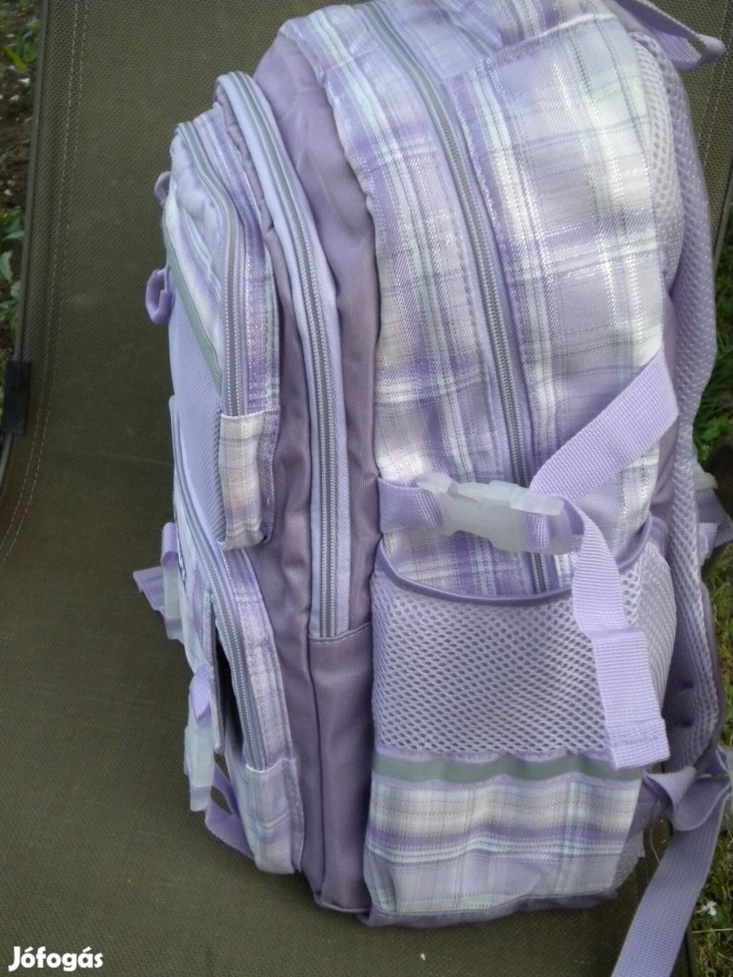 Nagyon csajos iskolatáska-hátizsák-túrazsák-háti táska