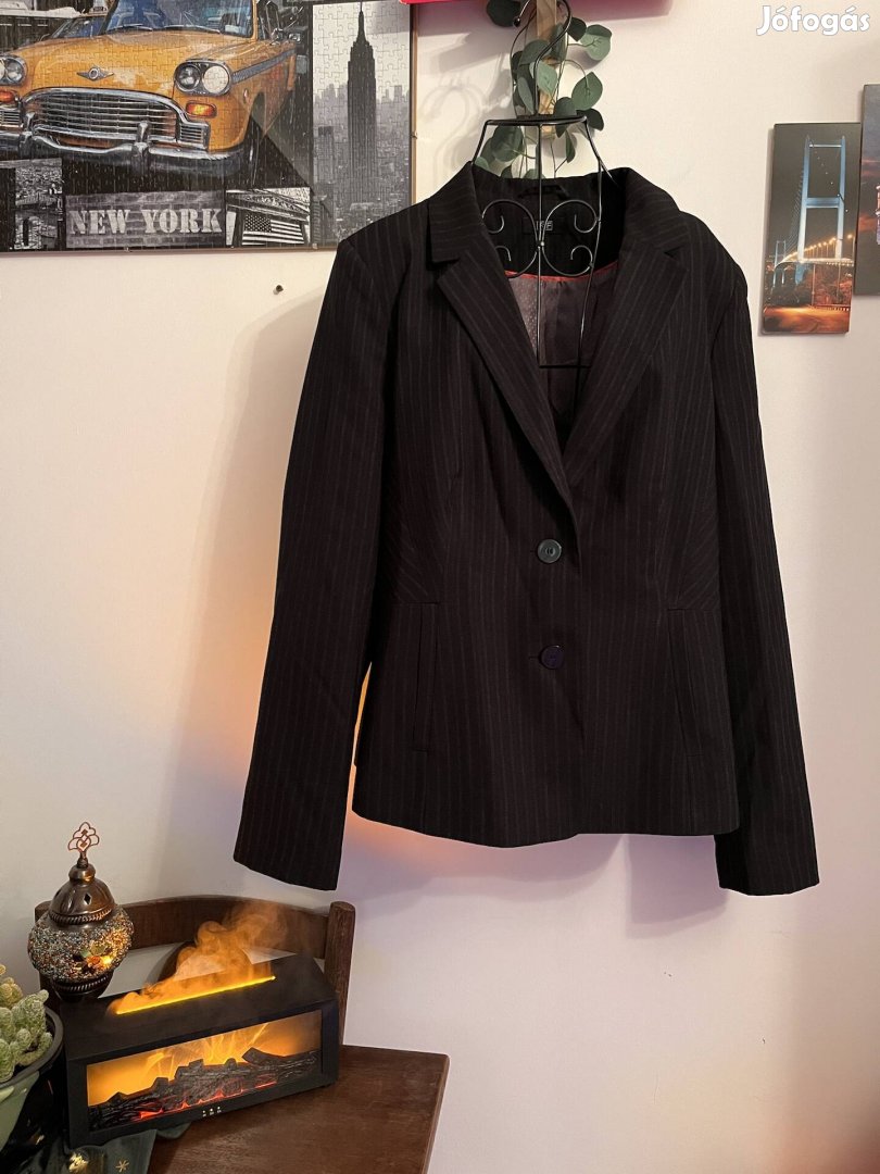 Nagyon elegáns fekete-szürke női zakó