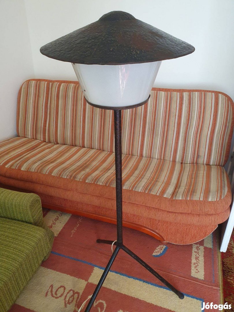 Nagyon retro, éjjeli-, hangulat állólámpa -antikolt, bronzos