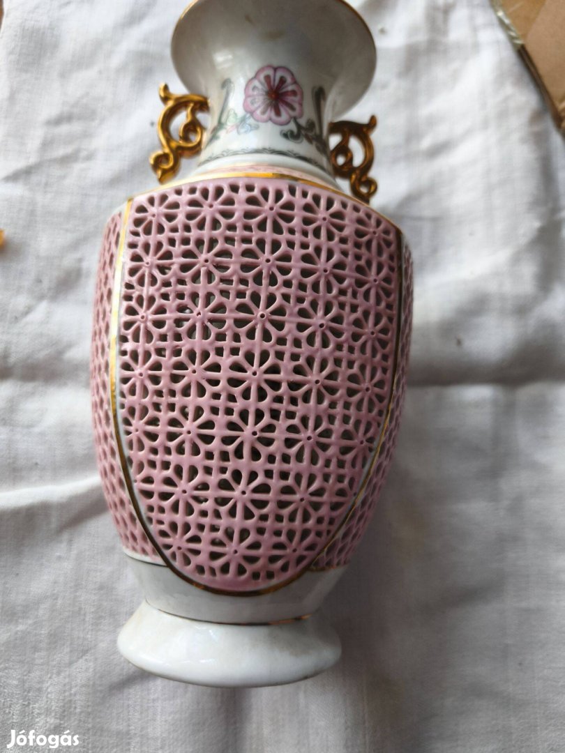Nagyon szép áttört porcelán váza 20 cm