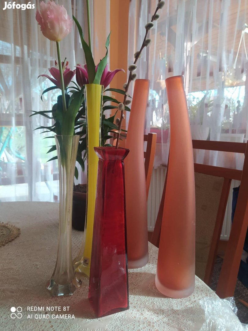 Nagyon szép decor szines vázák eladok! 