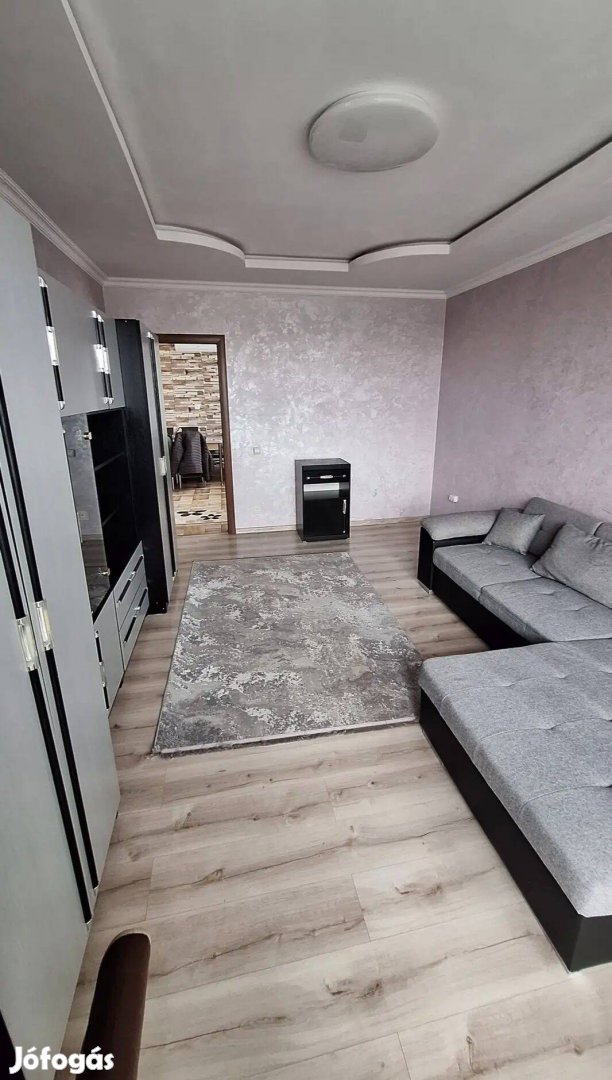 Nagyon szép fiatalos lakás kiadó Nyíregyházán az Érkertben