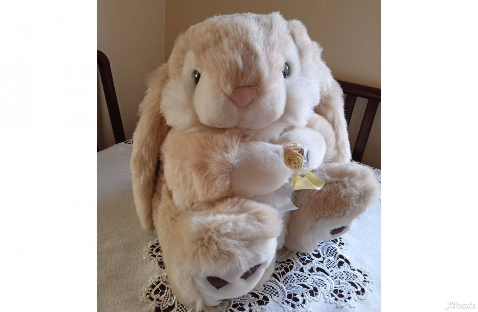 Nagyon szép plüs nyuszi