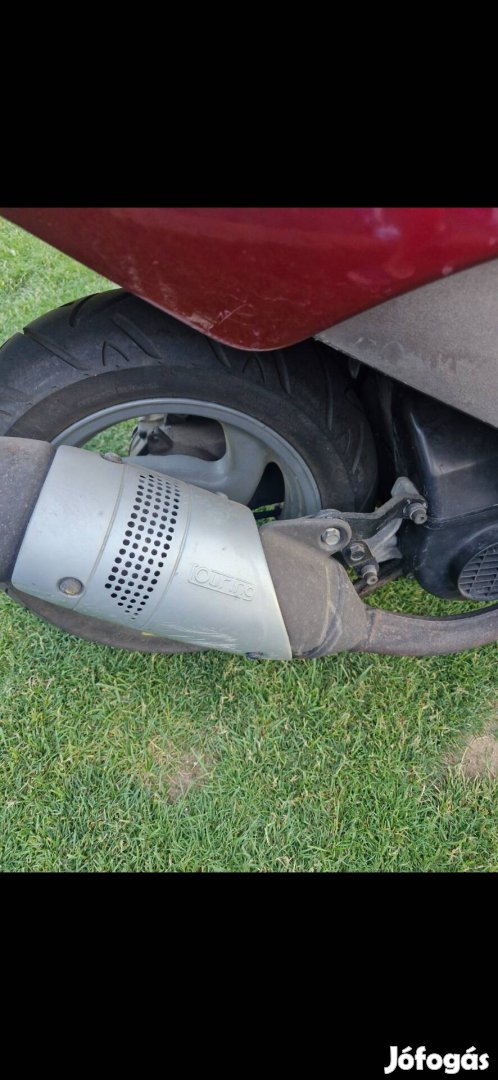 Nagytestű robogó 100ccm ,, Honda blokkos ,, csere is,,