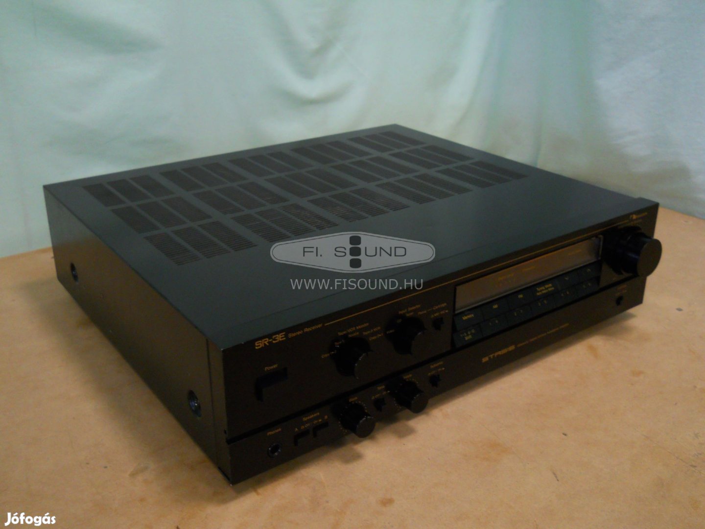 Nakamichi SR-3E , 2x45W,8-16ohm,4 hangfalas rádiós sztereo