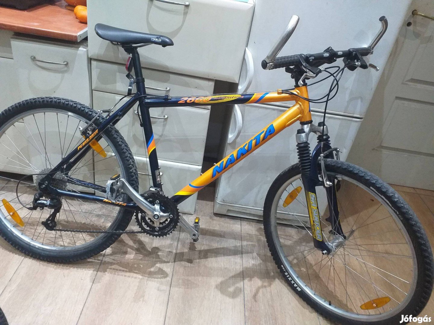 Nakita 2660 Adventure 3X9 seb. Deore alumínium kerékpár