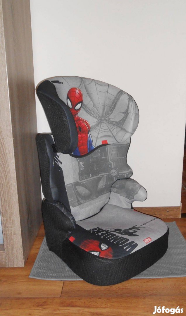 Nania Beline gyerekülés 15-36 kg Pókember