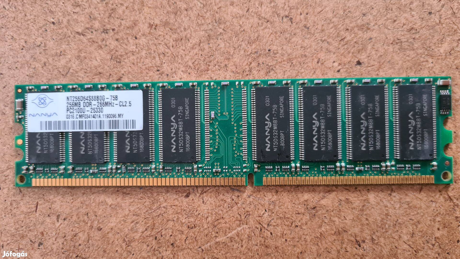 Nanya 256MB 1Rx16 NT256D64S88B0G-75B memóriák