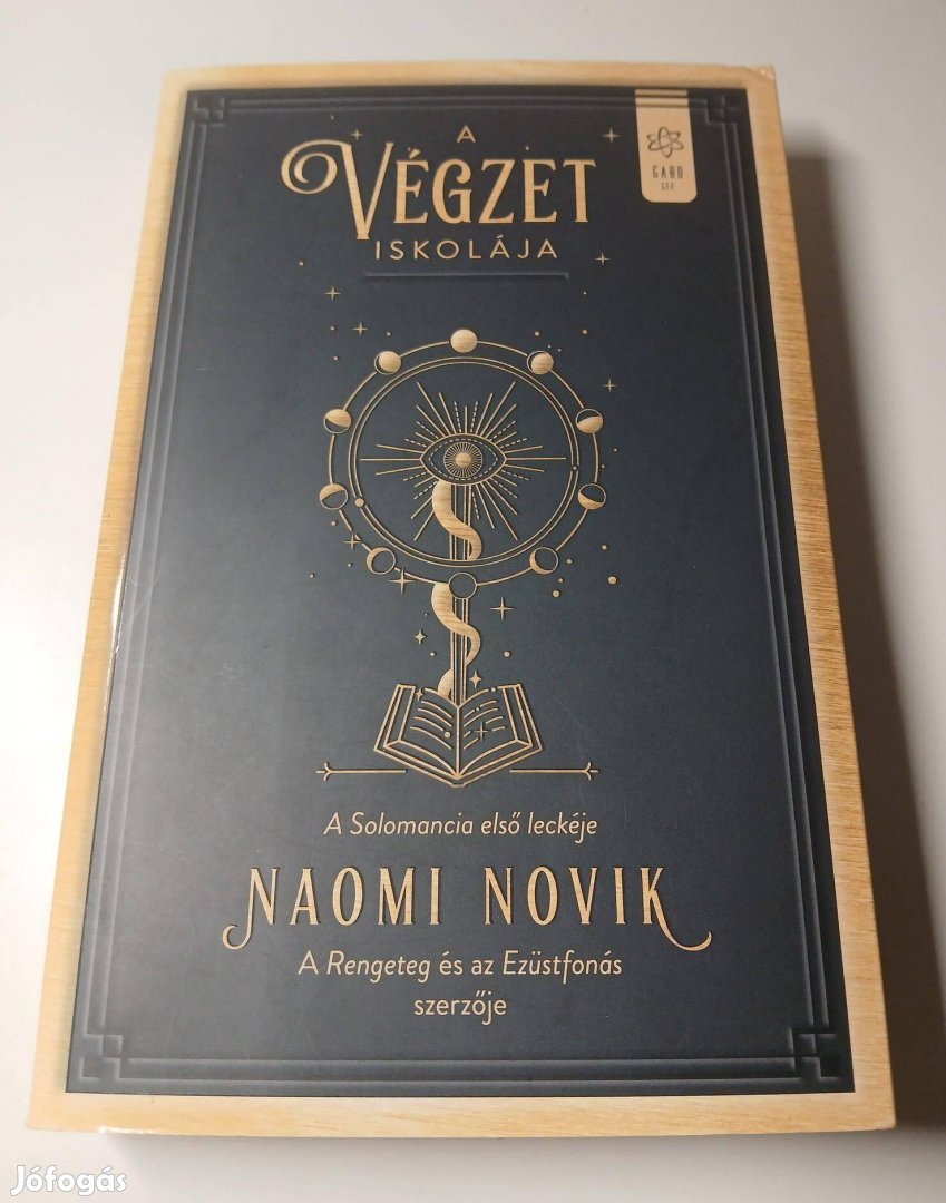 Naomi Novik - A végzet iskolája