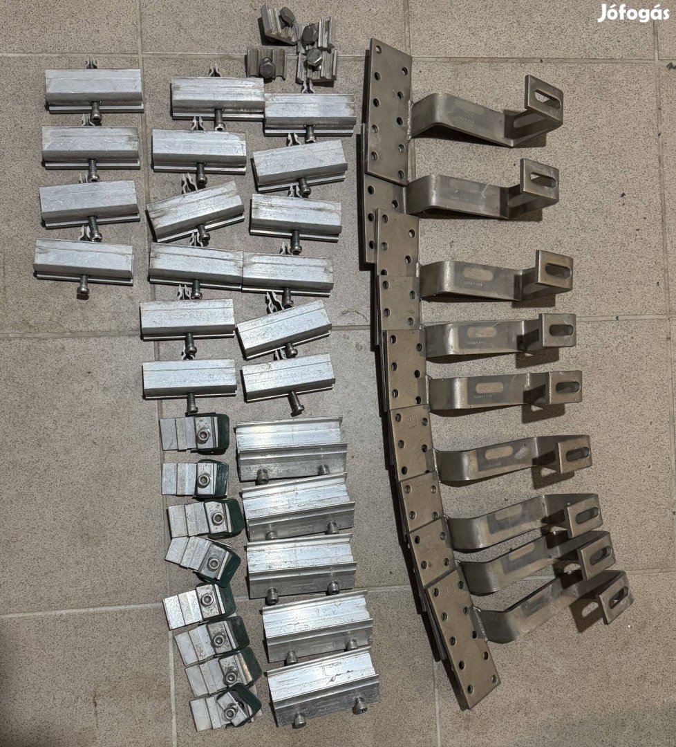 Napelem tartószerkezeti alkatrészek