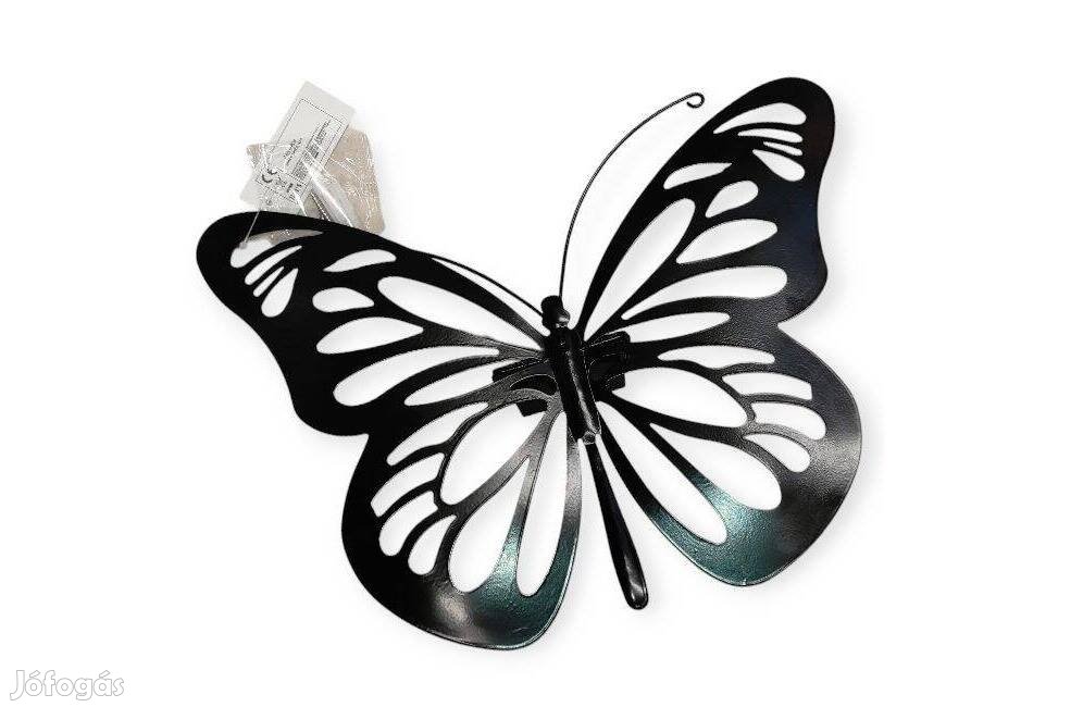 Napelemes falra szerelhető pillangó dekoráció fekete fém