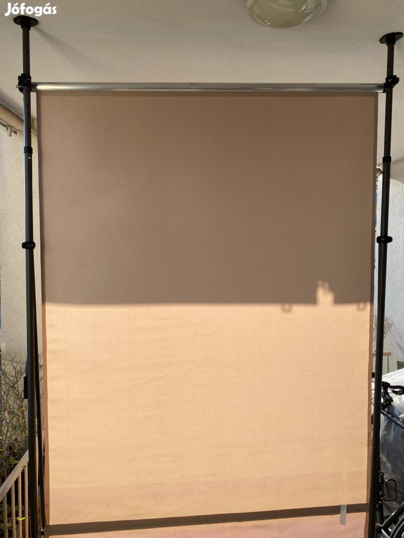 Napellenző 135x200