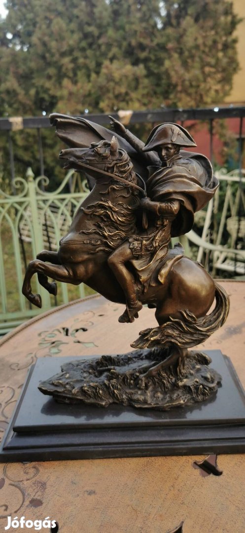 Napóleon a lovon - bronz szobor műtárgy
