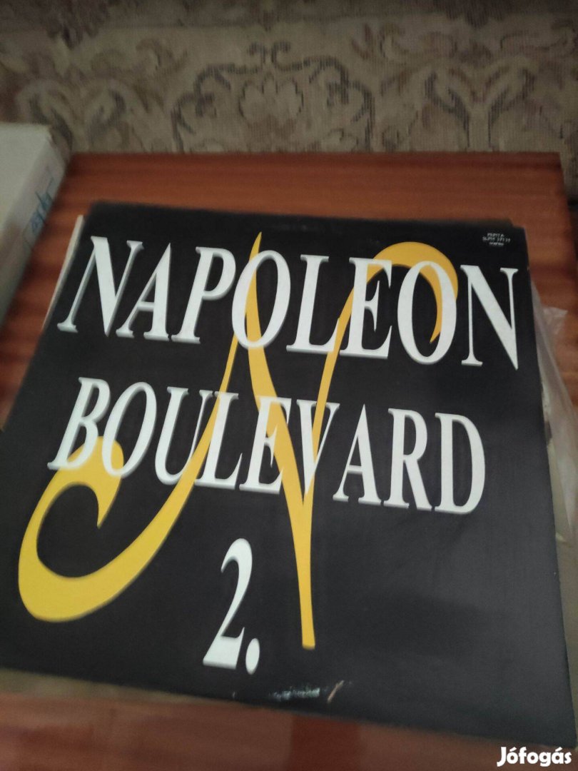 Napoleon boulevard 2. bakelit
