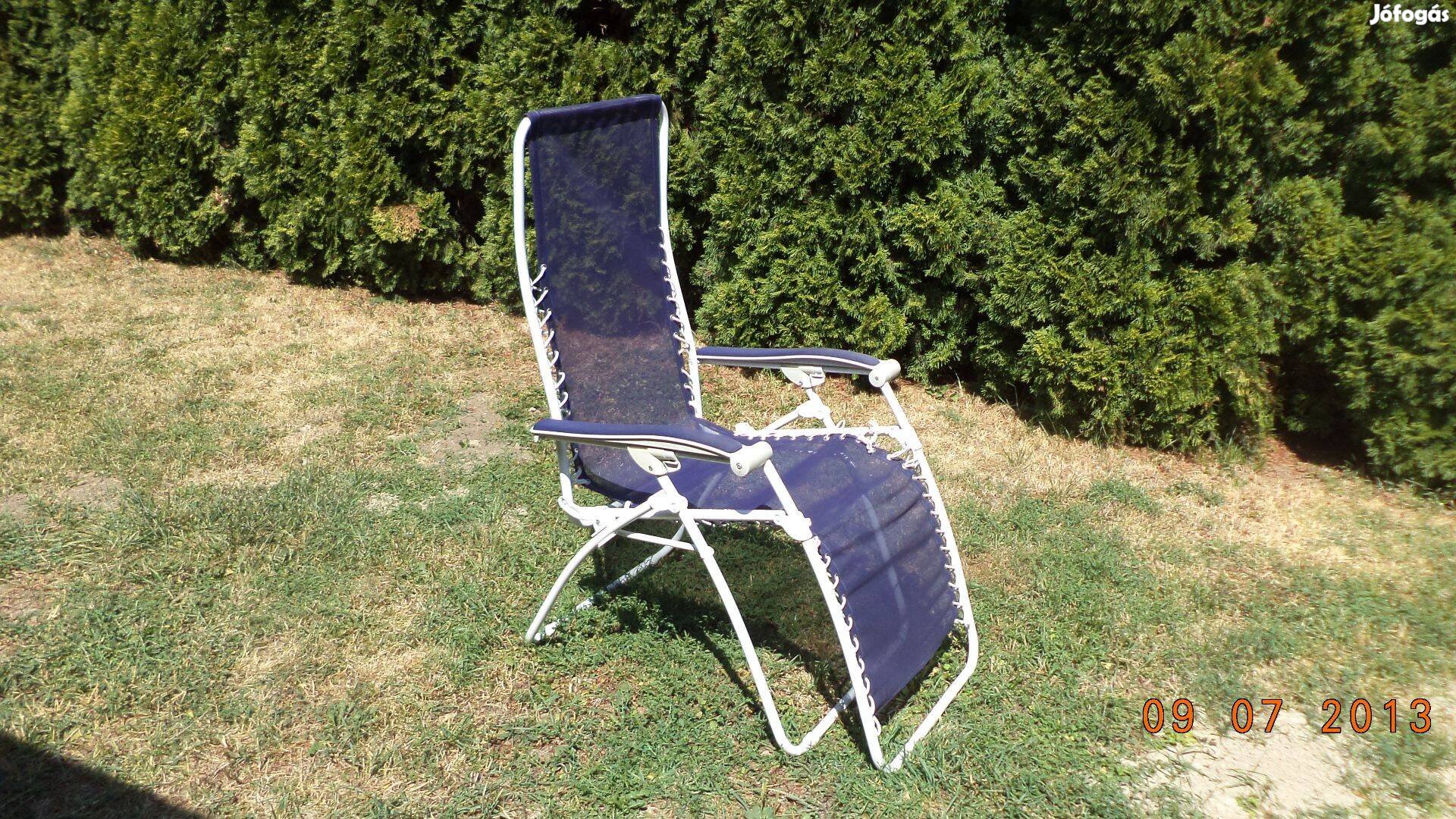 Napozószék fémkeretű eladó!