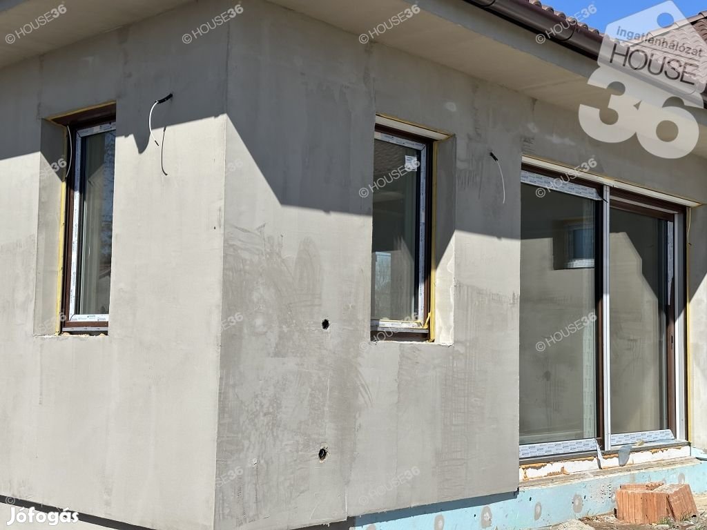 Nappali 3 szobás családi ház-új építés!