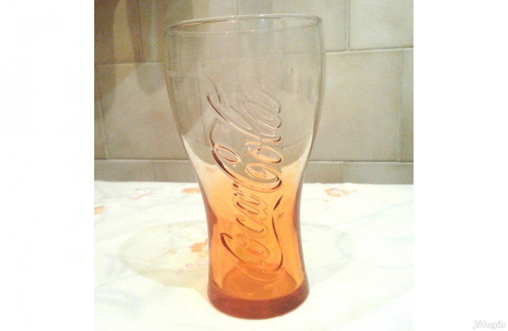 Narancssárga coca cola pohár