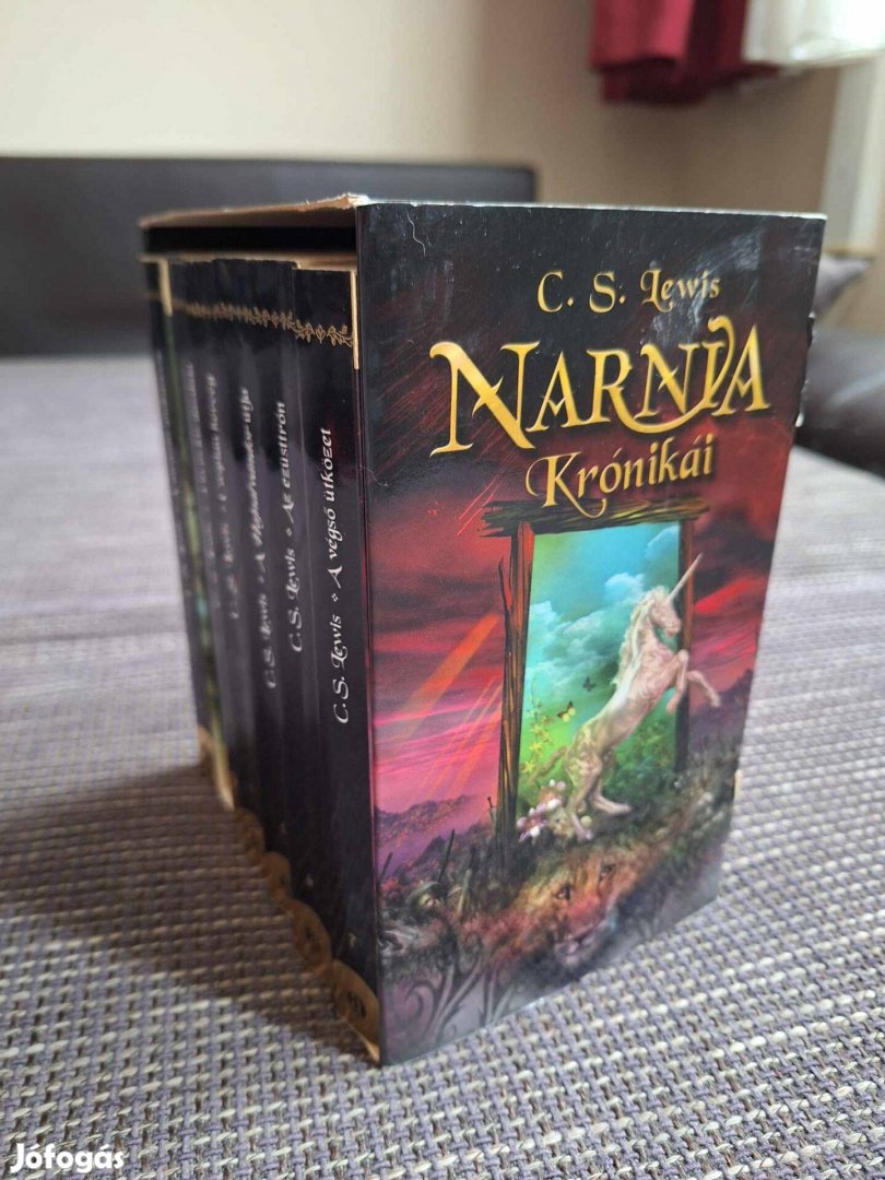 Narnia krónikái könyvsorozat, eredeti díszdobozban