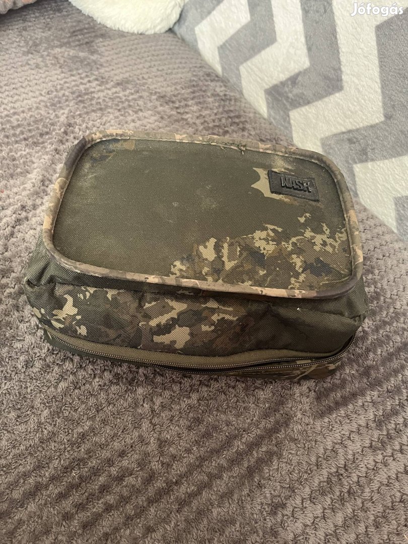 Nash subterfuge szerelékes táska