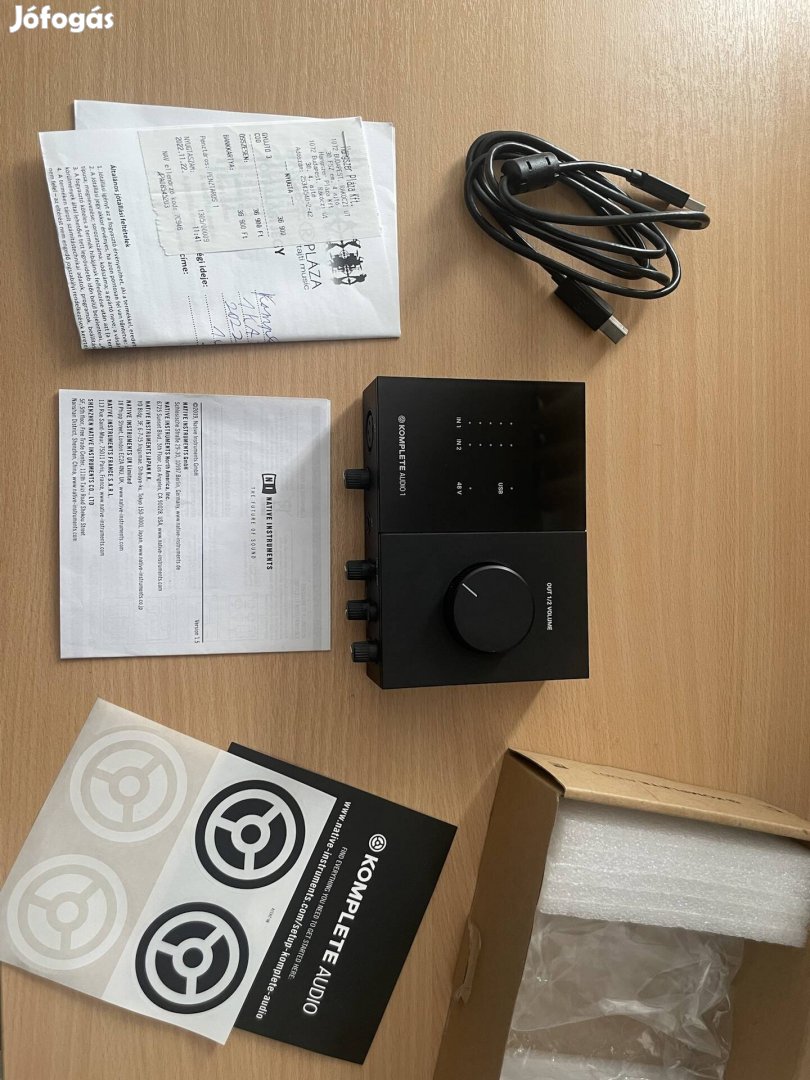 Native Instruments Komplet Audio 1 