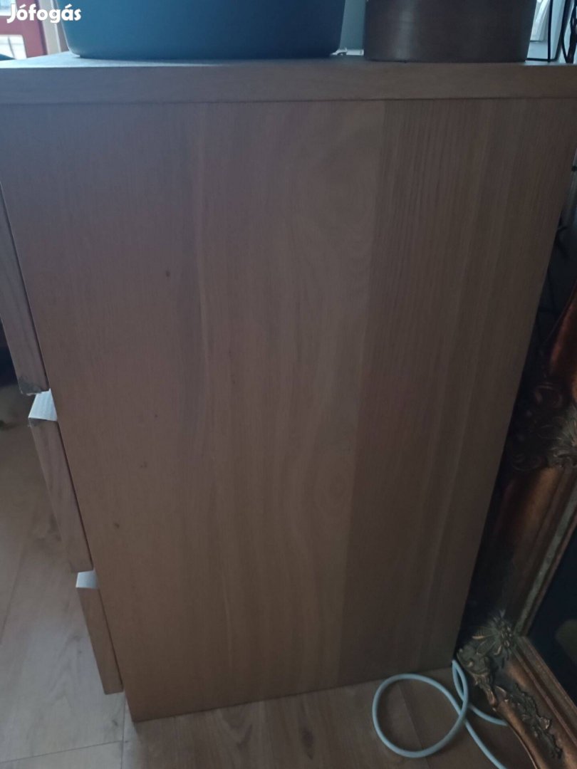 Natúr színű, három fiókos komód