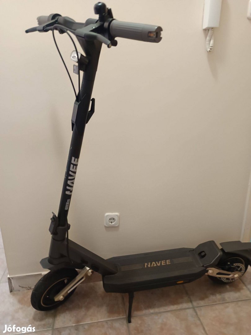 Navee st3 elektromos roller