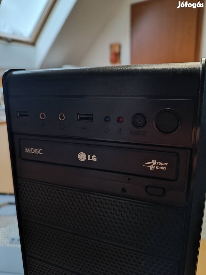 Ncase Számítógép ház alaplappal, 4 GB RAM-al