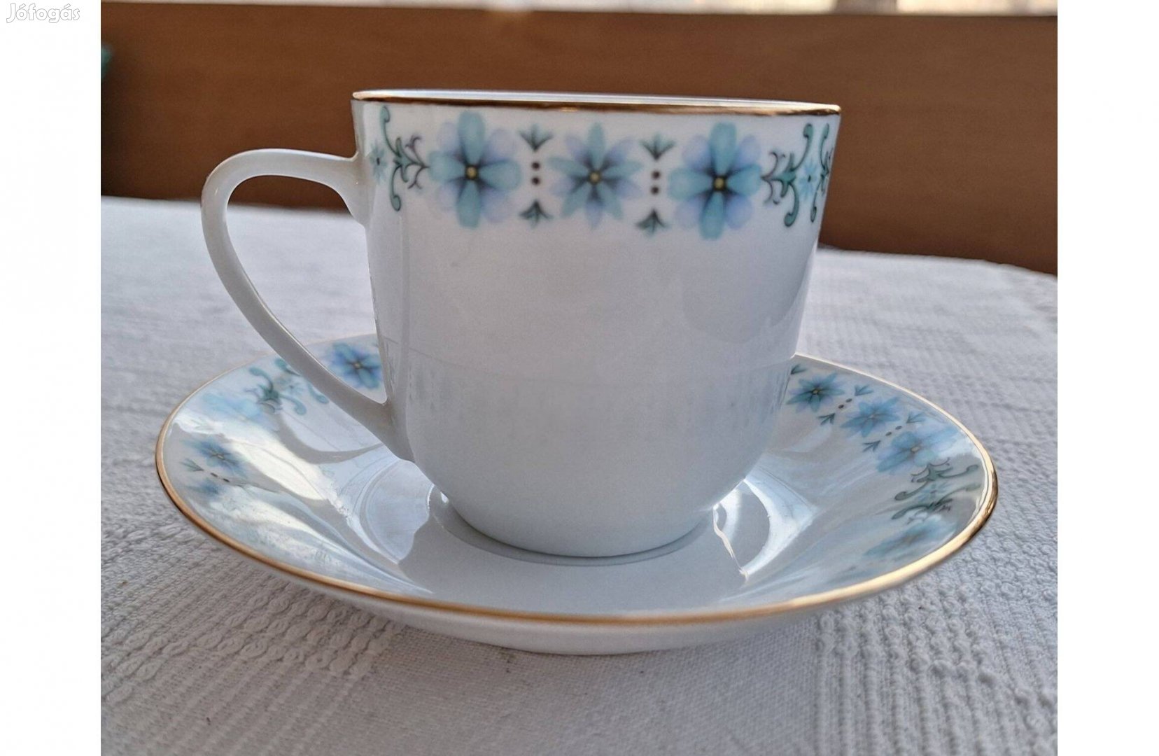 Nefelejcs mintás porcelán teás-kakaós bögrék alátét