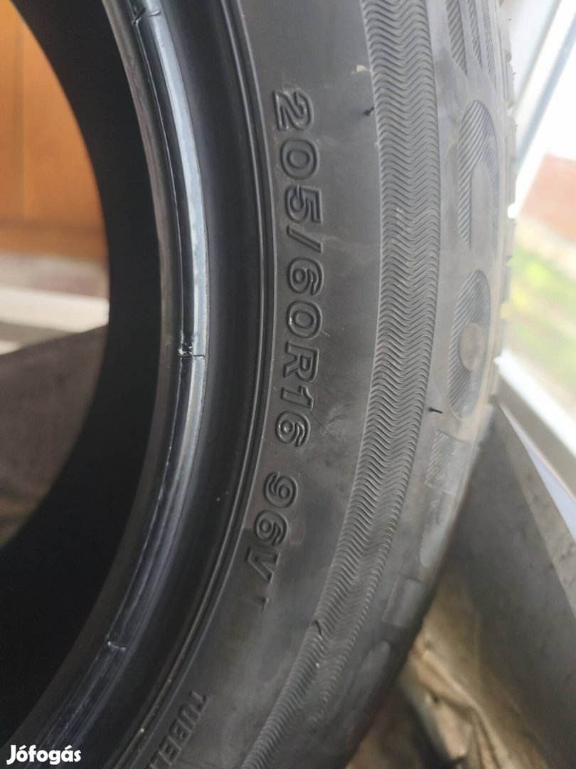 Négy db 205/60 R16 96V Bridgestone gumi eladó 