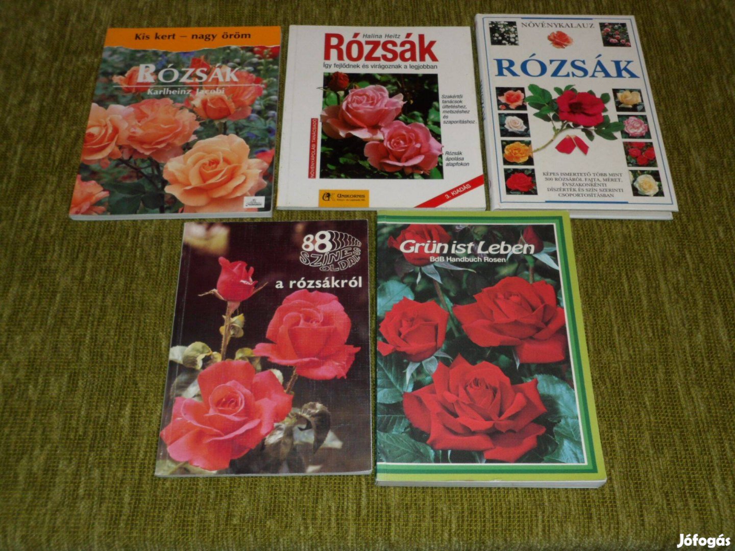 Négy szakkönyv a rózsákról + ajándékba egy német rózsakatalógus