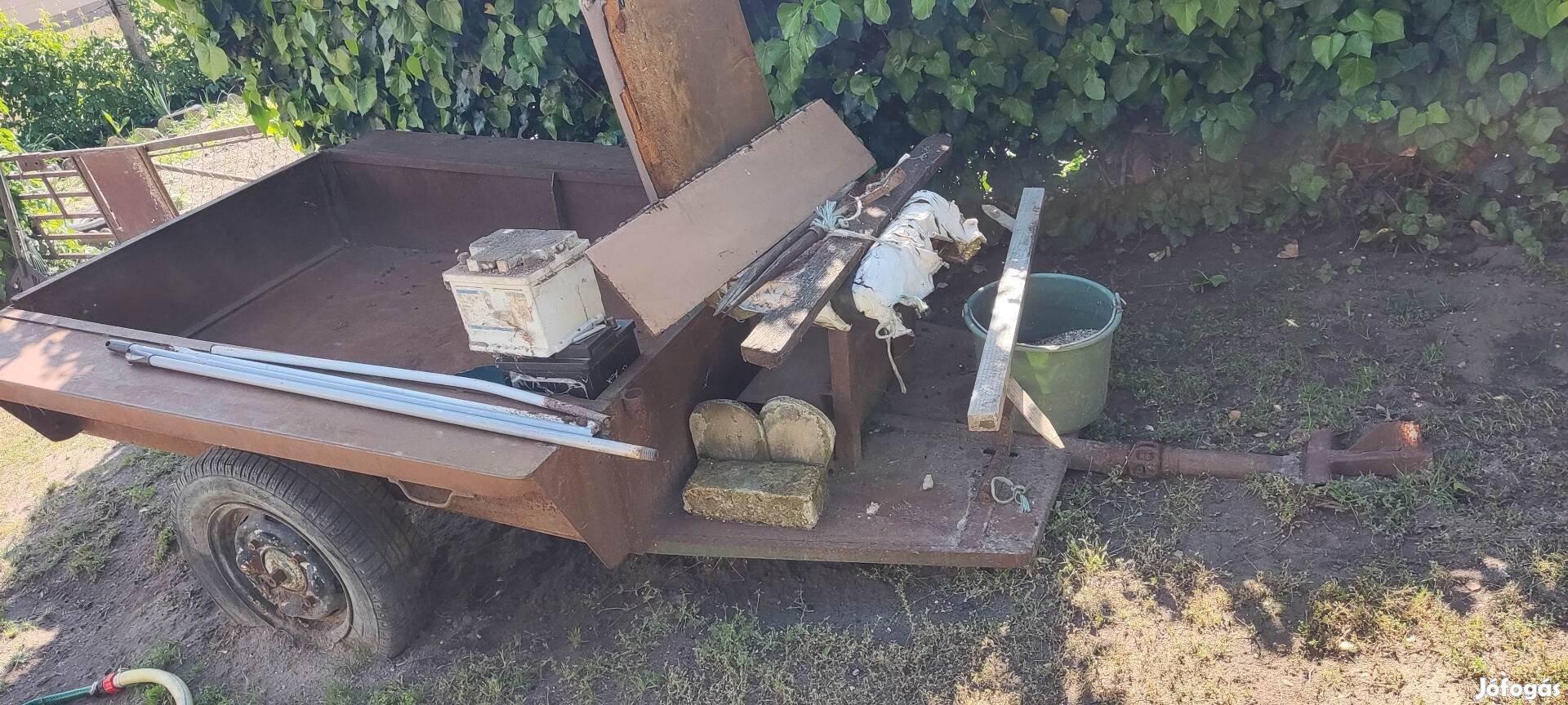 Négy tagos fogas+kispótkocsi Eladó