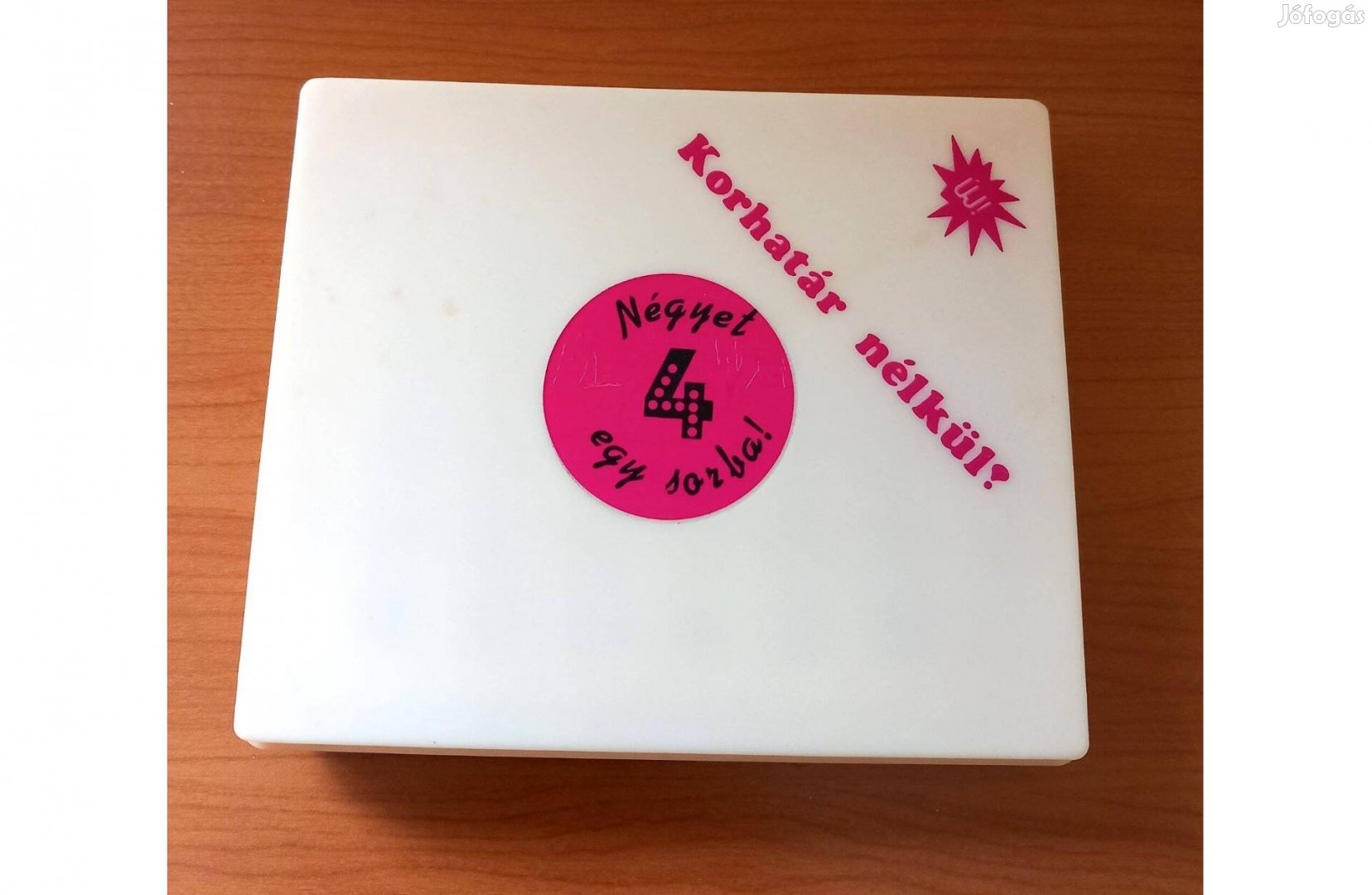 Négyet egy sorba! - régi, retro, logikai társasjáték