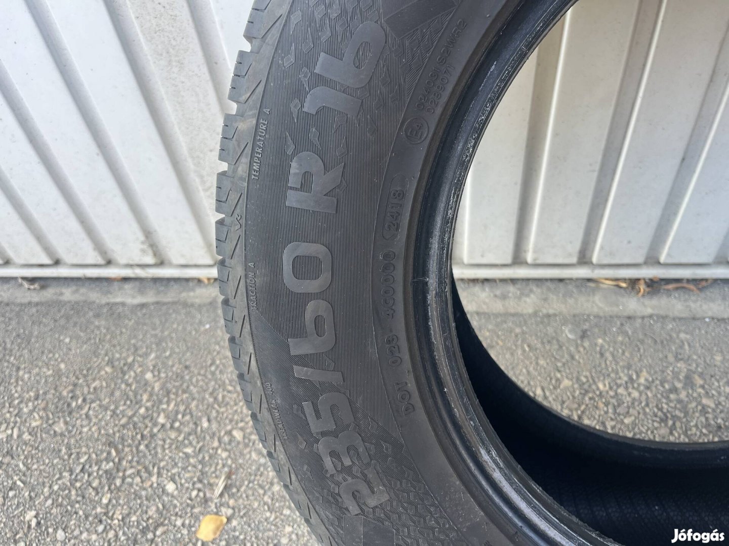 Négyévszakos gumiabroncs
