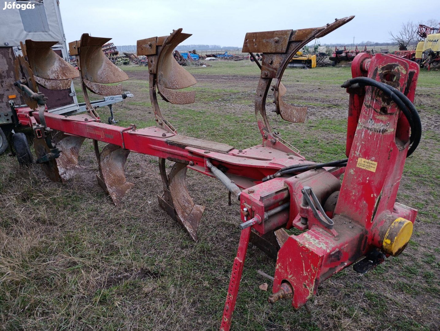 Négyfejes válóforgatós eke