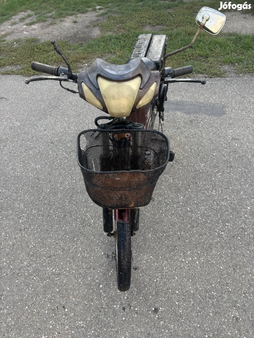 Negykerekü polymobil 
